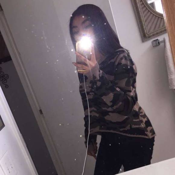 Meet your Posher, Odalys - Picture 1 of 1